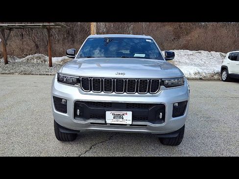 Certified 2022 Jeep Grand Cherokee Overland image 3