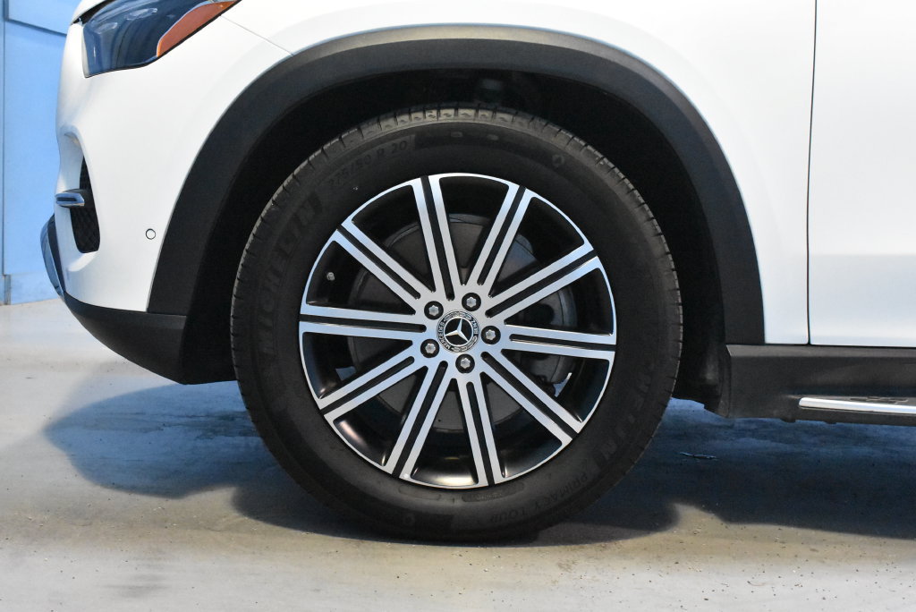 Certified 2025 Mercedes-Benz GLE 450 4MATIC image 24