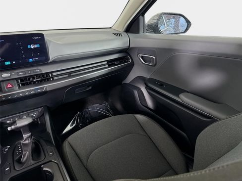 Certified 2025 Kia K4 FWD image 22