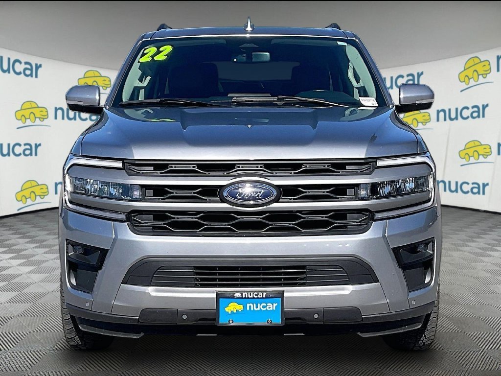 Used 2024 Ford Expedition XLT AWD/4WD image 2