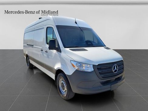 New 2026 Mercedes-Benz Sprinter 2500 image 1