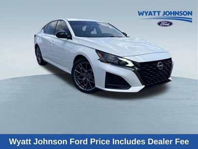 Used 2023 Nissan Altima 2.0 SR