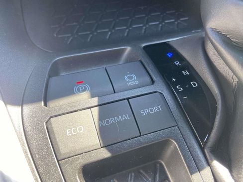 Used 2025 Toyota RAV4 LE FWD image 25