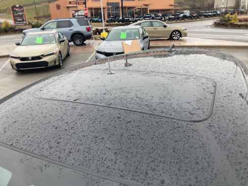 New 2026 Honda HR-V EX-L image 10