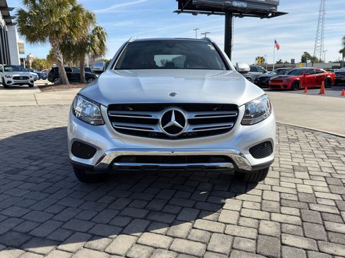 Used 2018 Mercedes-Benz GLC 300 4MATIC image 6