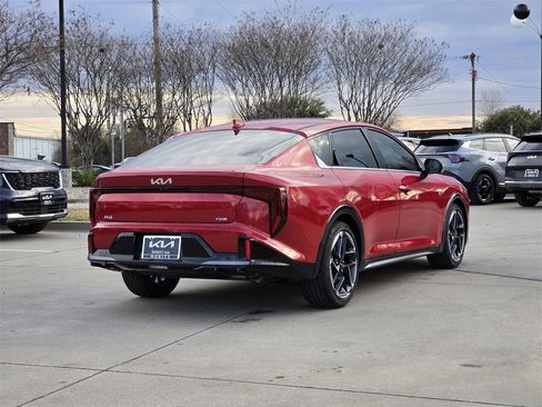 New 2025 Kia K4 GT-Line image 4