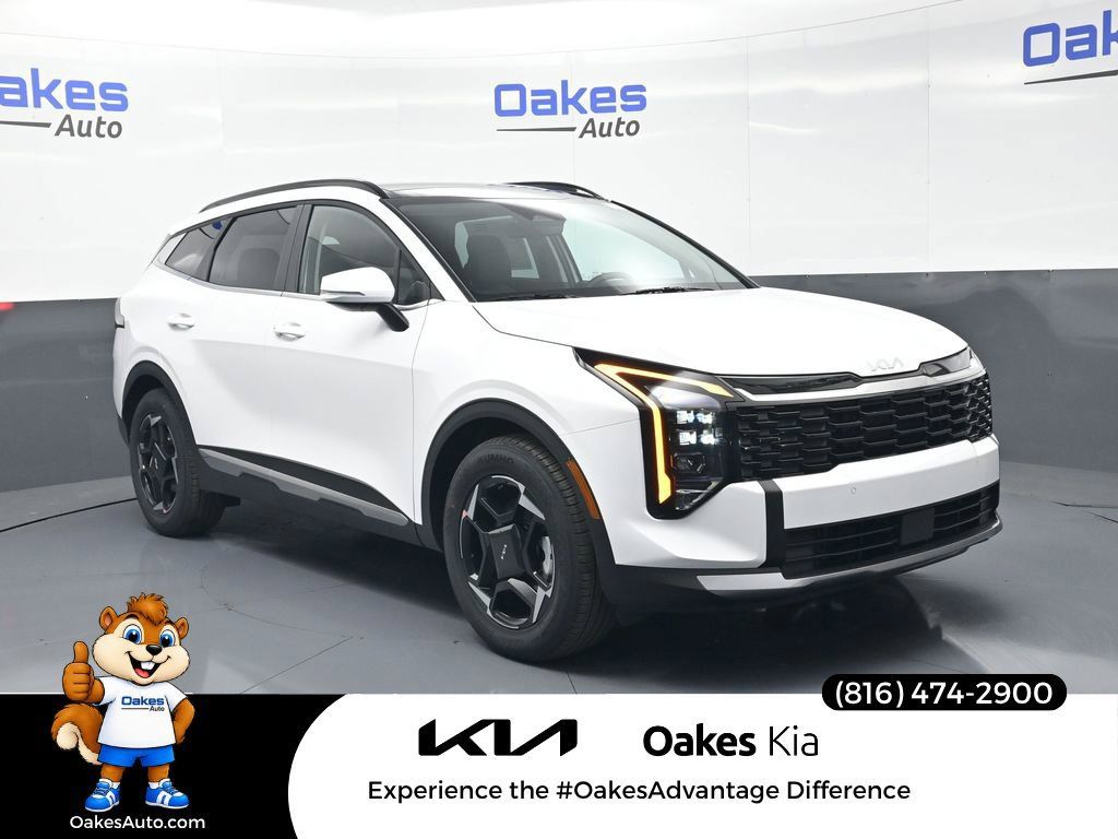 Certified 2026 Kia Sportage EX w/ EX Panorama Roof Package FWD image 1