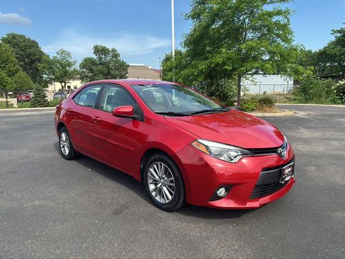 Used 2015 Toyota Corolla LE w/ Body Protection Package #1 FWD image 6