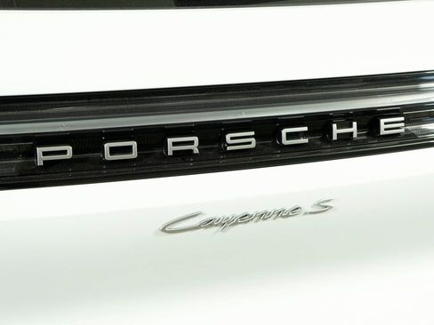 Used 2026 Porsche Cayenne S AWD/4WD image 13