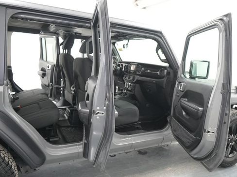 Used 2020 Jeep Wrangler Unlimited Sport AWD/4WD image 29