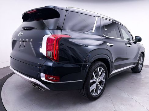 Used 2022 Hyundai Palisade Limited FWD image 16