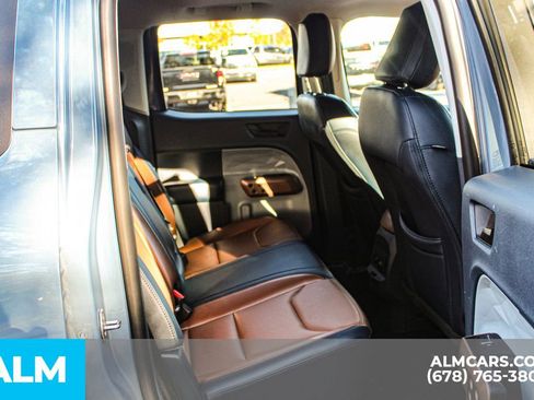 Used 2024 Ford Maverick Lariat image 18