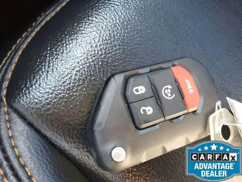 Used 2024 Jeep Wrangler Sahara w/ Technology Group image 43