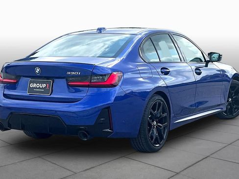 Used 2026 BMW 330i Sedan w/ M Sport Package RWD image 12