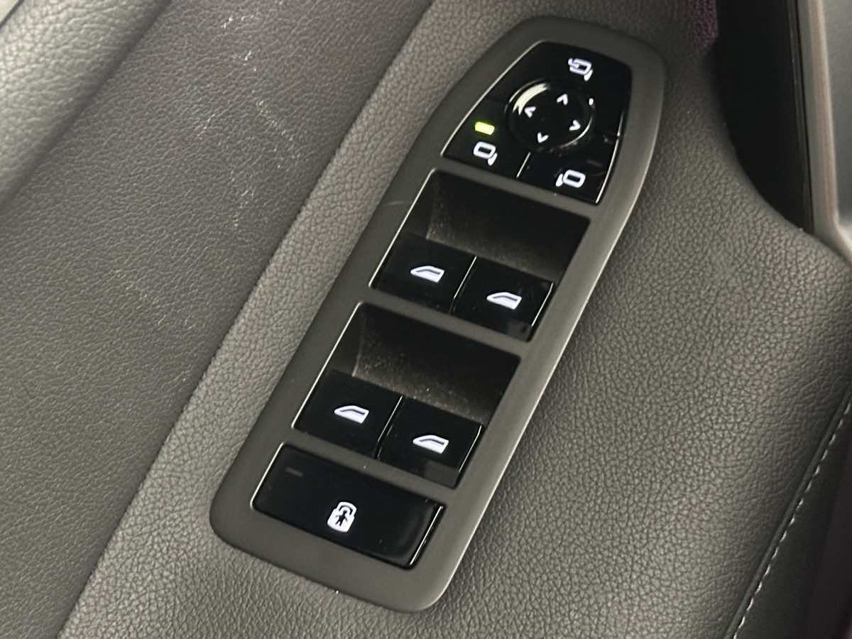 Used 2026 BMW iX M70 AWD/4WD image 44