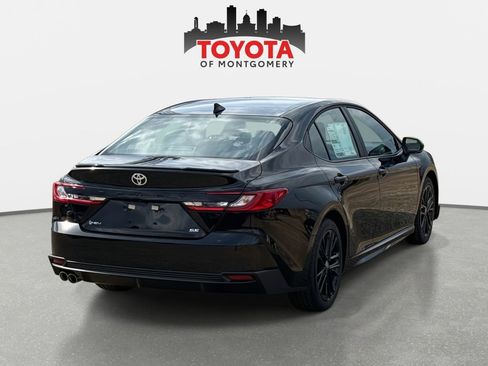 New 2026 Toyota Camry SE image 3