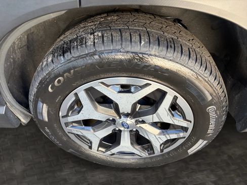 Used 2022 Subaru Forester Premium AWD/4WD image 43