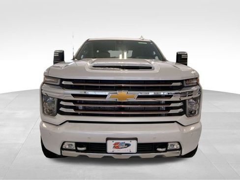 Used 2023 Chevrolet Silverado 3500 High Country w/ Technology Package image 8