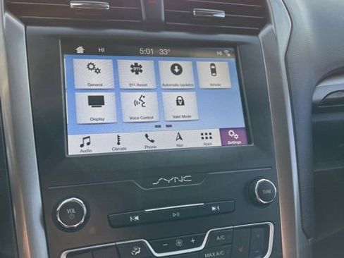 Used 2019 Ford Fusion SEL image 42