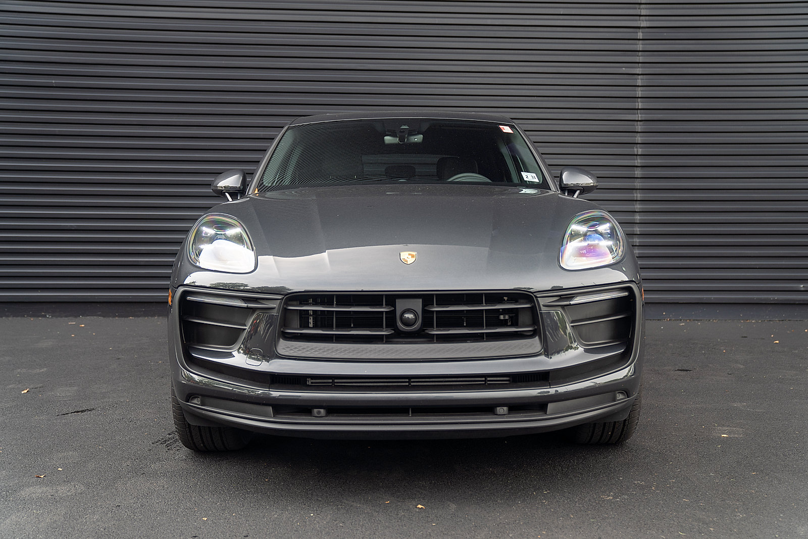 Used 2026 Porsche Macan AWD/4WD image 25