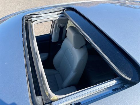 Used 2023 Honda HR-V EX-L image 21