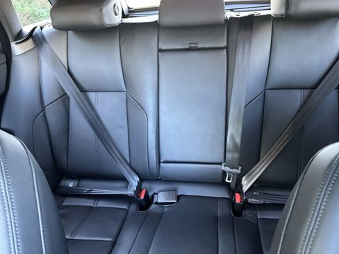 New 2025 Land Rover Range Rover Velar Dynamic SE image 27