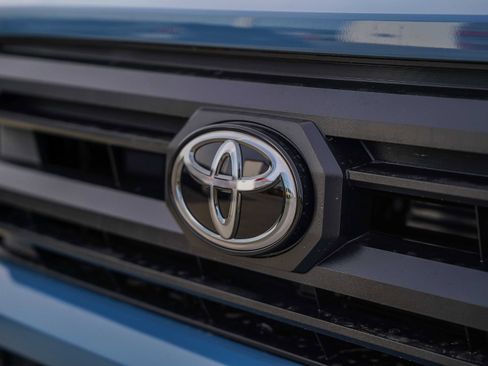 New 2026 Toyota Tacoma SR5 image 6