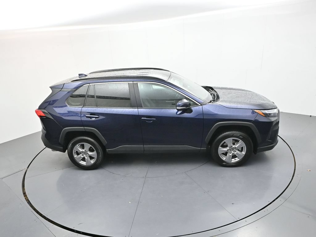Used 2025 Toyota RAV4 XLE FWD image 30