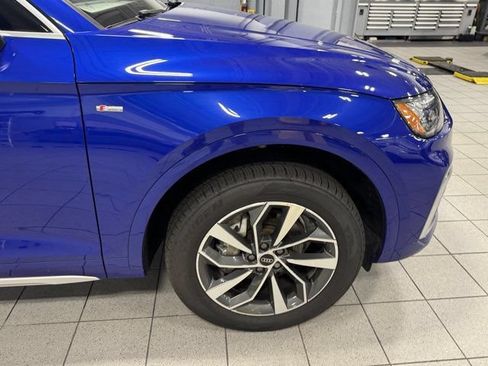 Certified 2023 Audi Q5 2.0T Premium w/ Convenience Package AWD/4WD image 9