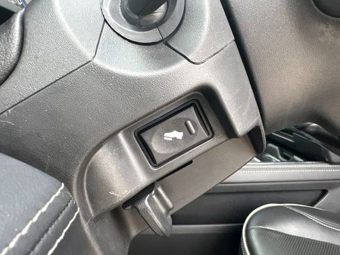Used 2022 RAM 2500 Limited w/ Night Edition AWD/4WD image 15