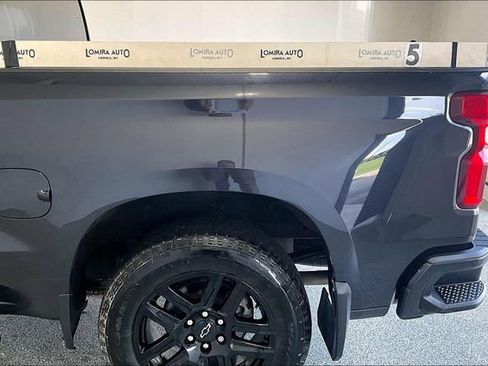 Used 2022 Chevrolet Silverado 1500 RST AWD/4WD image 40