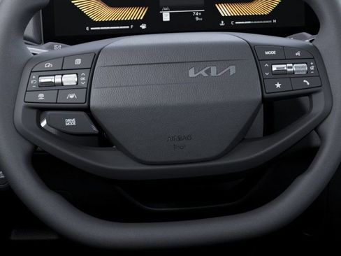 New 2026 Kia K4 FWD image 24