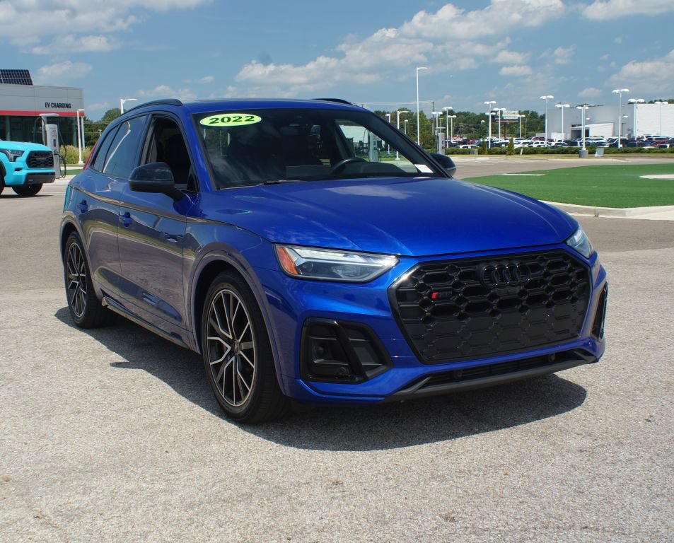 Used 2022 Audi SQ5 Premium Plus w/ Premium Plus Package AWD/4WD image 2