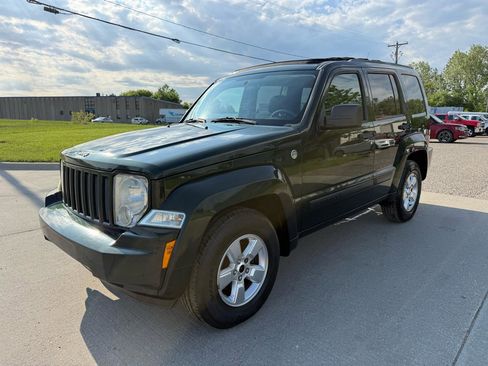 Used 2011 Jeep Liberty Sport w/ Popular Equipment Group AWD/4WD image 1