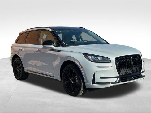 New 2026 Lincoln Corsair Premiere image 7