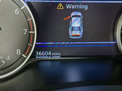 Used 2025 Nissan Altima 2.5 SV FWD image 19