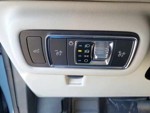 New 2026 Lincoln Nautilus Reserve image 14