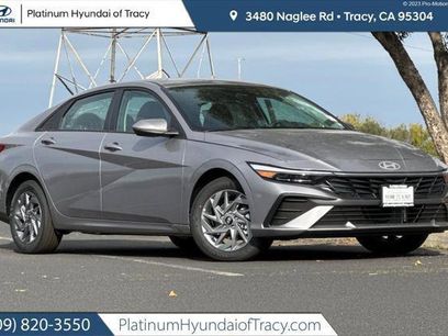 New 2026 Hyundai Elantra Blue
