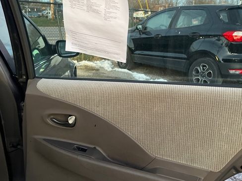 Used 2003 Nissan Altima 3.5 SE w/ (SPT) Sport Pkg image 15