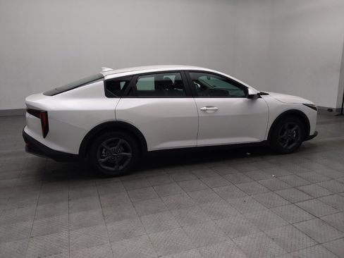 Used 2025 Kia K4 FWD image 10