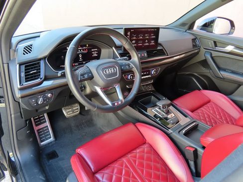 Used 2022 Audi SQ5 Prestige w/ Prestige Package AWD/4WD image 22