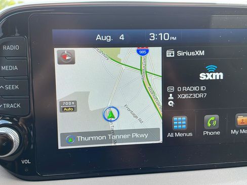 Used 2019 Hyundai Santa Fe FWD w/ Cargo Package image 11