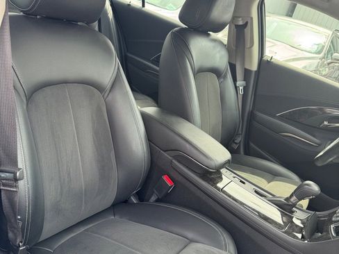 Used 2015 Buick LaCrosse FWD image 15