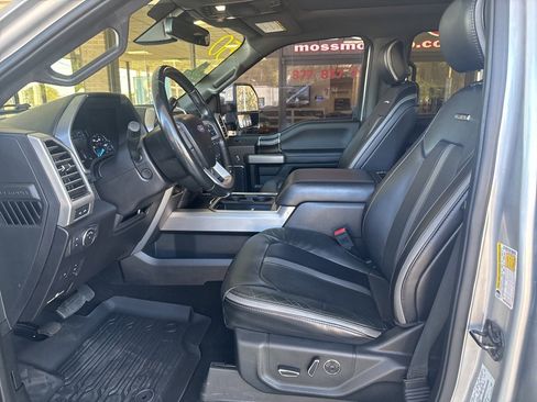 Used 2019 Ford F250 Platinum w/ Platinum Ultimate Package image 8