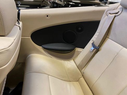 Used 2007 BMW 650i Convertible image 35