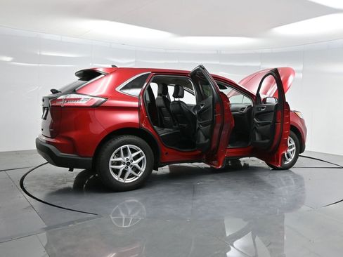 Used 2023 Ford Edge SEL image 5