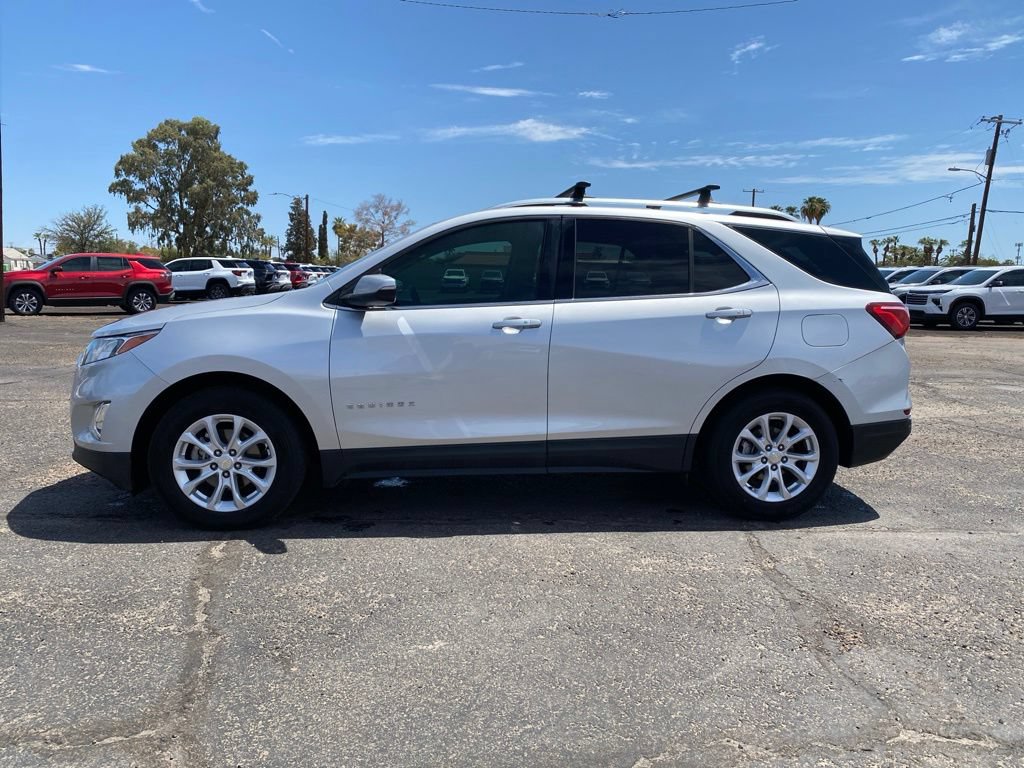 Used 2018 Chevrolet Equinox LT w/ Sun & Infotainment Package FWD image 3