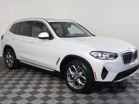 Used 2023 BMW X3 sDrive30i w/ Premium Package RWD image 3