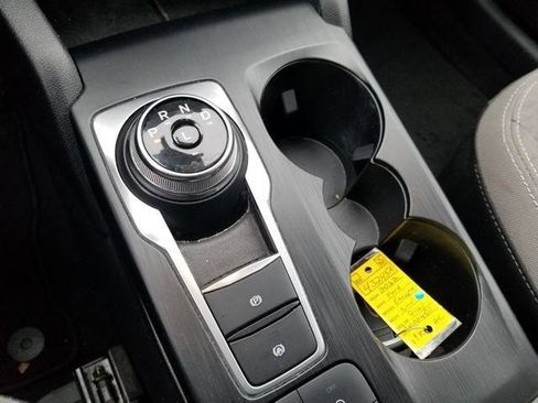 Certified 2022 Ford Escape SE w/ Convenience Package image 18