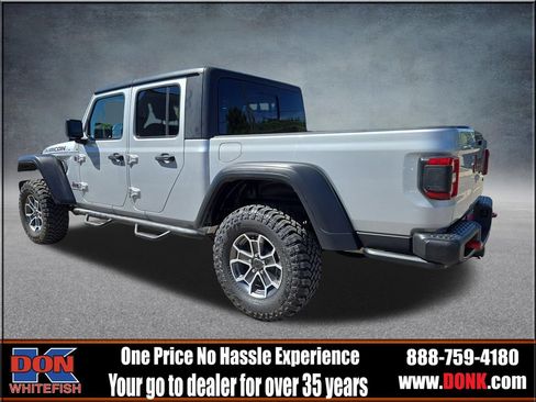 Used 2023 Jeep Gladiator Rubicon w/ LED Lighting Group AWD/4WD image 6